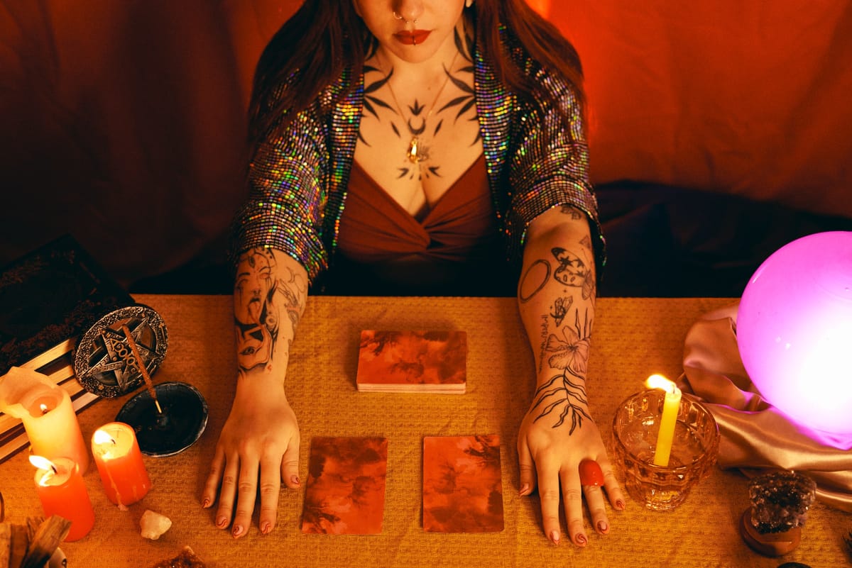 Discovering the Magic of Tarot: A Journey into Professional Readings